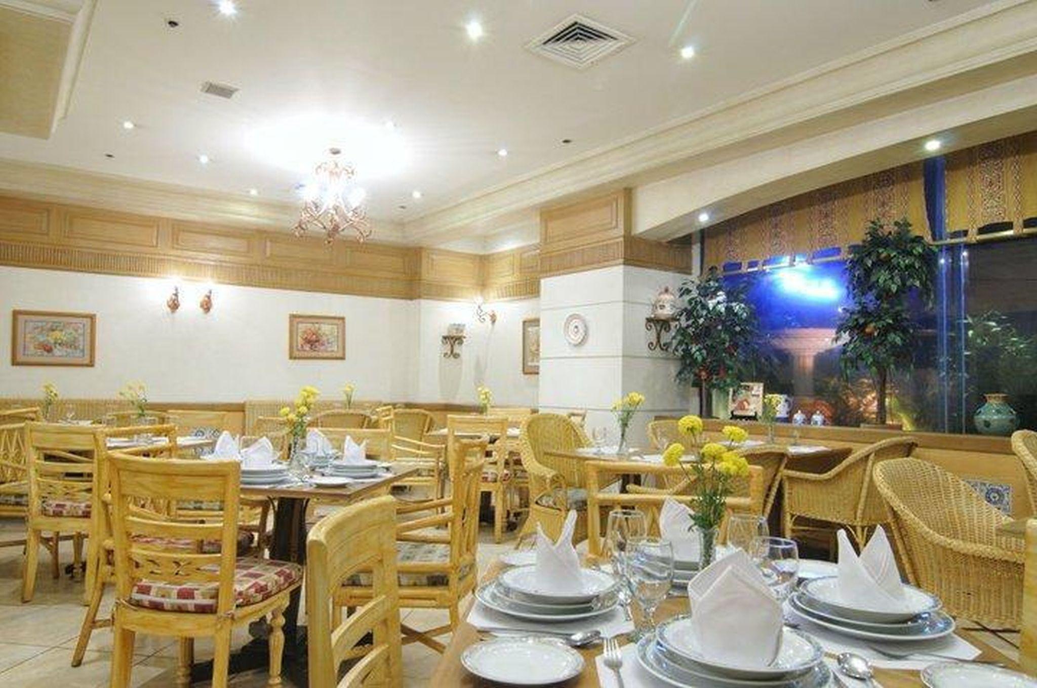 Tiara Oriental Hotel Makati City Eksteriør bilde